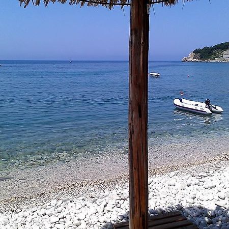 Holiday House Villa Neda Utjeha Esterno foto