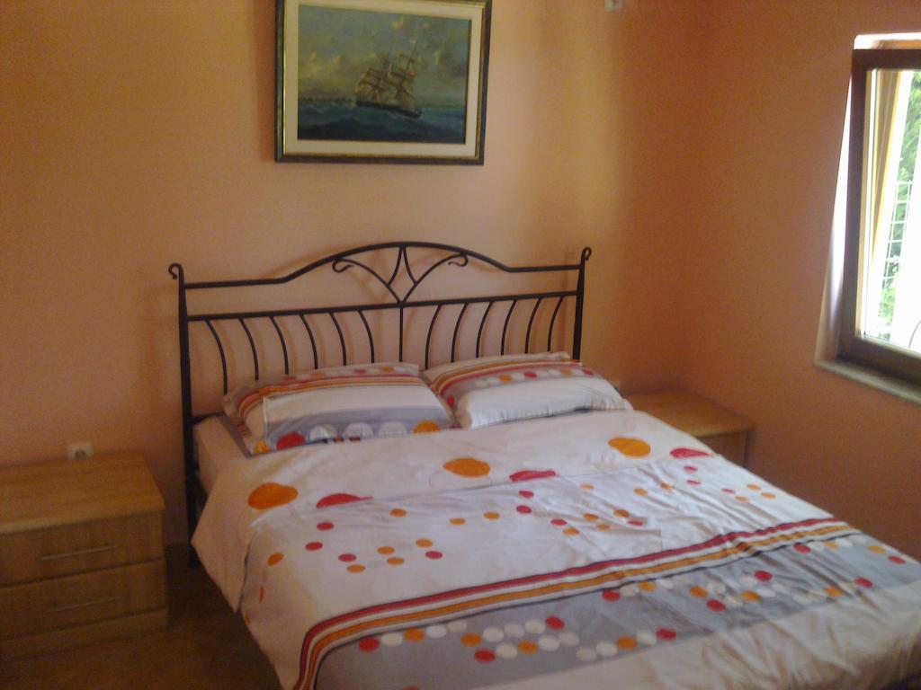 Holiday House Villa Neda Utjeha Camera foto