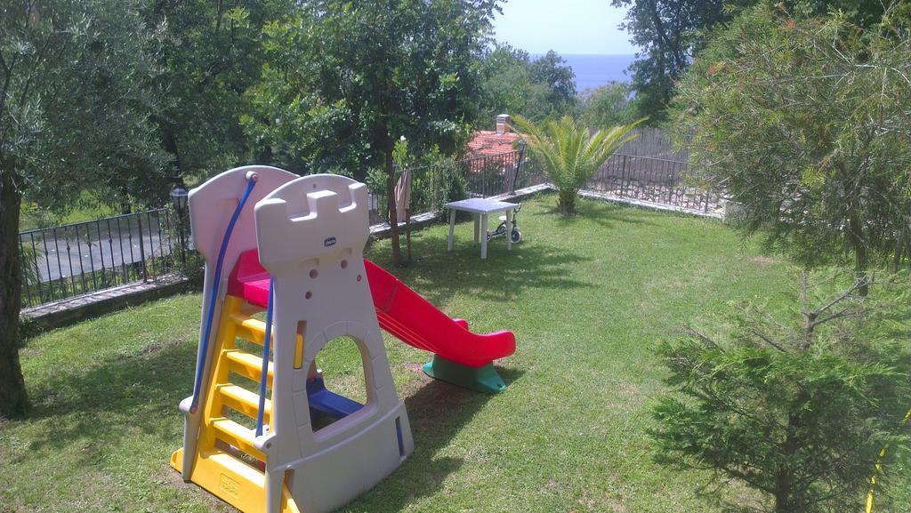 Holiday House Villa Neda Utjeha Camera foto