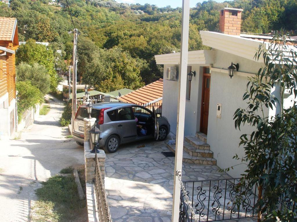 Holiday House Villa Neda Utjeha Esterno foto